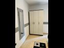 Appartamenti e camere Voyasi - 60 m from sea: A1(2), A2(2), A4(2), A6(2), A7(4), R5(2) Starigrad-Paklenica - Riviera Zadar  - Appartamento - A4(2): la camera da letto