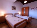 Appartamenti Ana - 120 m from the beach A1(4), A2(2+1) Sukosan - Riviera Zadar  - Appartamento - A1(4): la camera da letto