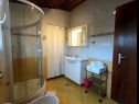 Appartamenti Ana - 120 m from the beach A1(4), A2(2+1) Sukosan - Riviera Zadar  - Appartamento - A1(4): il bagno con la toilette