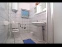 Appartamenti Jerimih - 120 m from sea: A1(4+1), A3(4+1), A4(4+1) Sukosan - Riviera Zadar  - Appartamento - A3(4+1): il bagno con la toilette