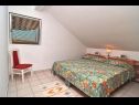 Appartamenti Jerimih - 120 m from sea: A1(4+1), A3(4+1), A4(4+1) Sukosan - Riviera Zadar  - Appartamento - A3(4+1): la camera da letto