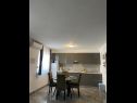 Appartamenti Juli - modern: A1(2+2) Vir - Riviera Zadar  - Appartamento - A1(2+2): la cucina con la sala da pranzo