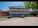 Appartamenti Gavro - 20 m from the sea: A1(4), A2 (2+2) Vir - Riviera Zadar  - la casa