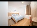 Appartamenti Vrsi beautiful apartments with pool A1(4), A2(4), A3(4) Vrsi - Riviera Zadar  - Appartamento - A3(4): la camera da letto