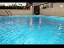 Appartamenti Nenad - with pool; A1(4+1), A2(4+1), SA3(3), SA4(3), A5(2+2) Vrsi - Riviera Zadar  - la piscina