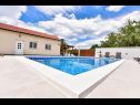Appartamenti Gordana Mar - with pool : A1(2+2), A2H(4+2) Vrsi - Riviera Zadar  - la casa