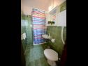 Appartamenti Ankica - 150 m from beach: A1(2+2), A2(5), A3(4+1), A4(2+2) Zadar - Riviera Zadar  - Appartamento - A1(2+2): il bagno con la toilette