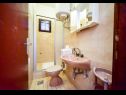 Appartamenti Ivan Z3 - only for family: A1(6)  Zadar - Riviera Zadar  - Appartamento - A1(6) : il bagno con la toilette