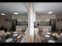 Appartamenti Skyline - luxurious & modern: A1(6) Zadar - Riviera Zadar  - Appartamento - A1(6): la cucina con la sala da pranzo