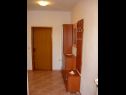 Appartamenti FRANE - family apartment A1 prizemlje(4+1), A2 kat(4+1) Zaton (Zadar) - Riviera Zadar  - Appartamento - A1 prizemlje(4+1): il corridoio