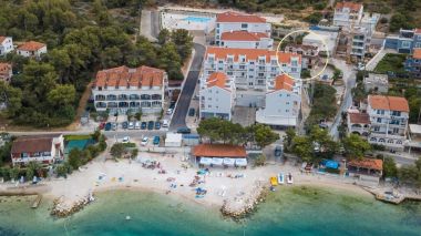 Appartamenti Boris - 30 m from beach : A1(6+2) Arbanija - Isola di Ciovo 