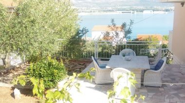 Appartamenti The View - close to the beach & parking: A1(2+2), A2(4+2) Mastrinka - Isola di Ciovo 