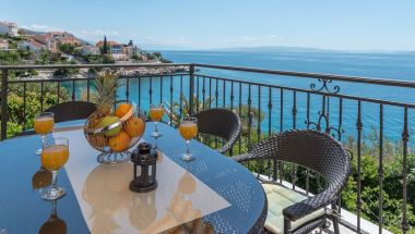 Appartamenti Daniela - terrace with amazing sea view A1(6) Okrug Gornji - Isola di Ciovo 