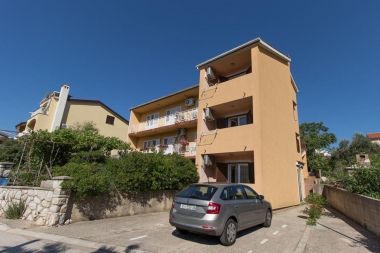 Appartamenti Marija - with parking : A1(2+1) Prizemlje, A2(4+1) Prvi kat Cres - Isola di Cres 