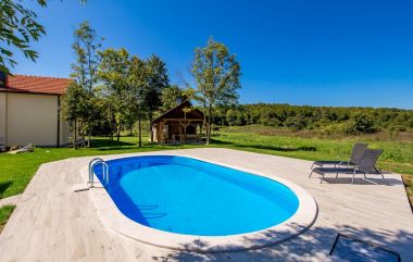  Green house - outdoor pool & BBQ: H(6+2) Plaski - Croazia continentale - Croazia