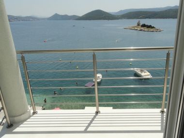 Appartamenti At the sea - 5 M from the beach : A1(2+3), A2(2+2), A3(8+2), A4(2+2), A5(2+2), A6(4+1) Klek - Riviera Dubrovnik 