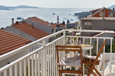 Appartamenti Ljilja - with sea view: A1(4) Hvar - Isola di Hvar 