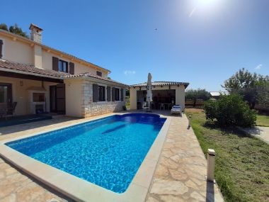 Casa vacanza Mary - with pool : H (8+1) Medulin - Istria  - Croazia