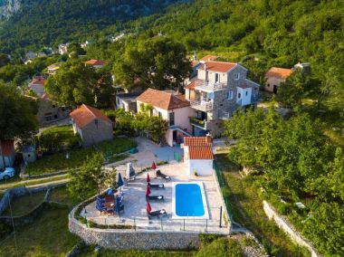 Casa vacanza Tonci - comfortable & surrounded by nature: H(8+2) Tucepi - Riviera Makarska  - Croazia