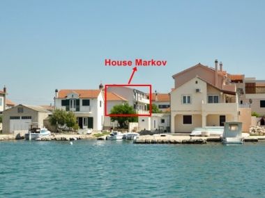 Appartamenti Drago - 50 m from sea: A2(2+2) Betina - Isola di Murter 