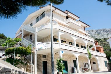 Appartamenti Ante - 200 m from sea : A1(2+1), A2(2+1), A3(2+2), A5(2+1), A6(2+1), A7(2), A8(2+1) Duce - Riviera Omis 