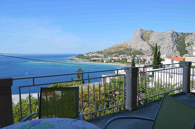 Appartamenti Iva - with beautiful view: A1(4+1) Omis - Riviera Omis 
