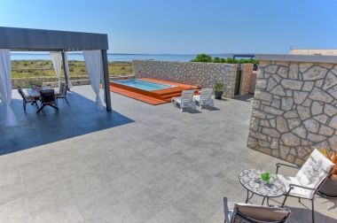 Casa vacanza Ira-70m from the beach and with pool: H(6+1) Kosljun - Isola di Pag  - Croazia