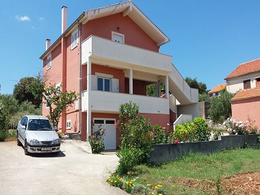 Appartamenti Mare - with large terrace : A1(5+2) Dobropoljana - Isola di Pasman 