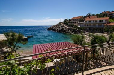 Casa vacanza Viki1  - fantastic view, next to the sea H(4+2) Podobuce - Peninsola di Peljesac  - Croazia