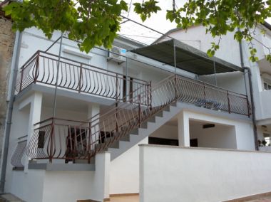 Appartamenti Per - sea view & parking space: A1(4) Banjol - Isola di Rab 