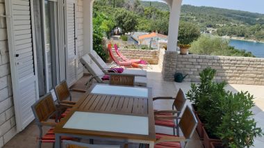 Casa vacanza More - with large terrace : H(4) Necujam - Isola di Solta  - Croazia