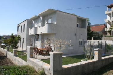Appartamenti Ivica - parking: A1(4+2), A2(4+1) Kastel Gomilica - Riviera Split 