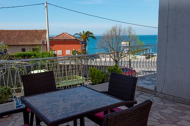Appartamenti Robi - 50m from beach SA2(2+1), SA4(2+1), R1(2), R3(2) Podstrana - Riviera Split 
