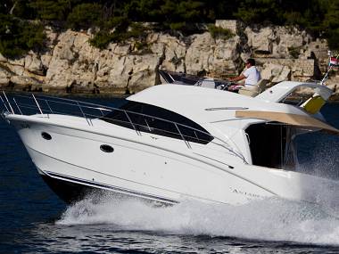 Nave con motore - Antares 36 (CBM Periodic) - Split - Riviera Split  - Croazia