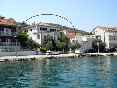 Appartamenti Ivanka - 10 m from sea : A2 (2+2), A3 (4+2) Marina - Riviera Trogir 