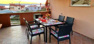 Appartamenti Julija - big terrace and grill A1 Asy(4) Bibinje - Riviera Zadar 