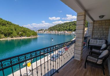 Appartamenti Luci - 40 m from sea: A1(4) Novigrad - Riviera Zadar 