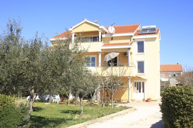 Appartamenti Mediterraneo - with own parking space: A2(2+3), SA3(2+1), SA4(2+1) Privlaka - Riviera Zadar 
