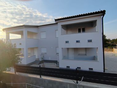 Appartamenti Juli - modern: A1(2+2) Vir - Riviera Zadar 