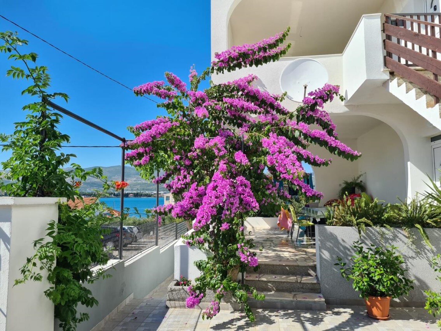 Appartamenti Lilac - 100m from pebble beach : A1(7) Arbanija - Isola di Ciovo 