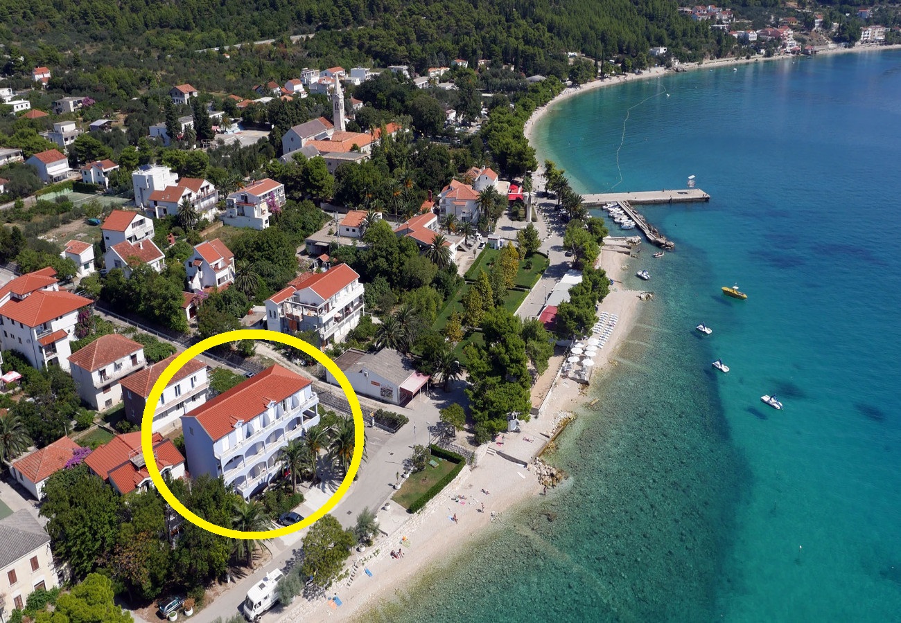 Appartamenti e camere Tomo 1 - at the beach: A4(2+2), RA1(2), RA2(2), RA3(2) Zaostrog - Riviera Makarska 