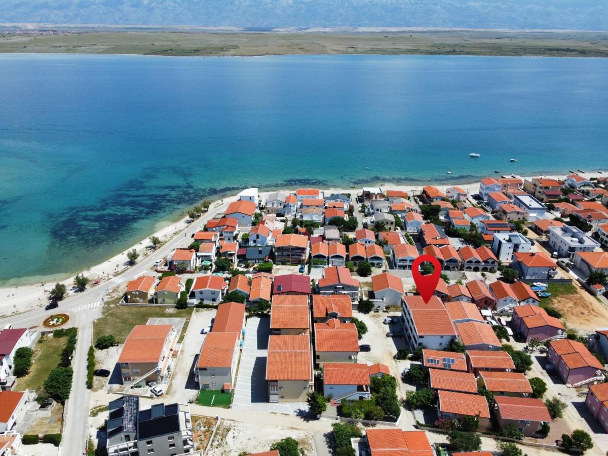 Appartamenti Gavro - 20 m from the sea: A1(4), A2 (2+2) Vir - Riviera Zadar 